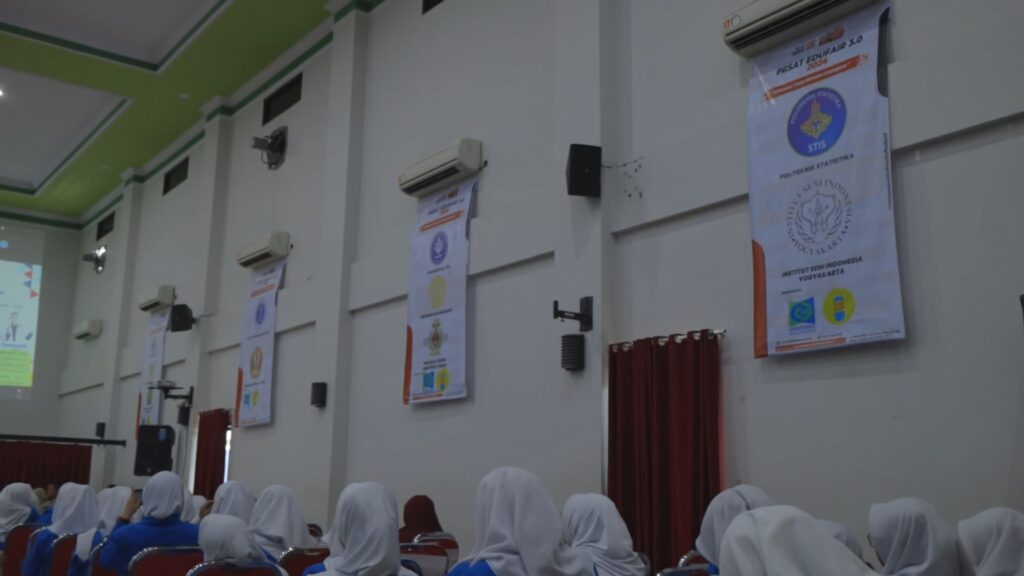Edufair 3.0: Mengenal Kampus Impian, Menemukan Jalur Terbaik